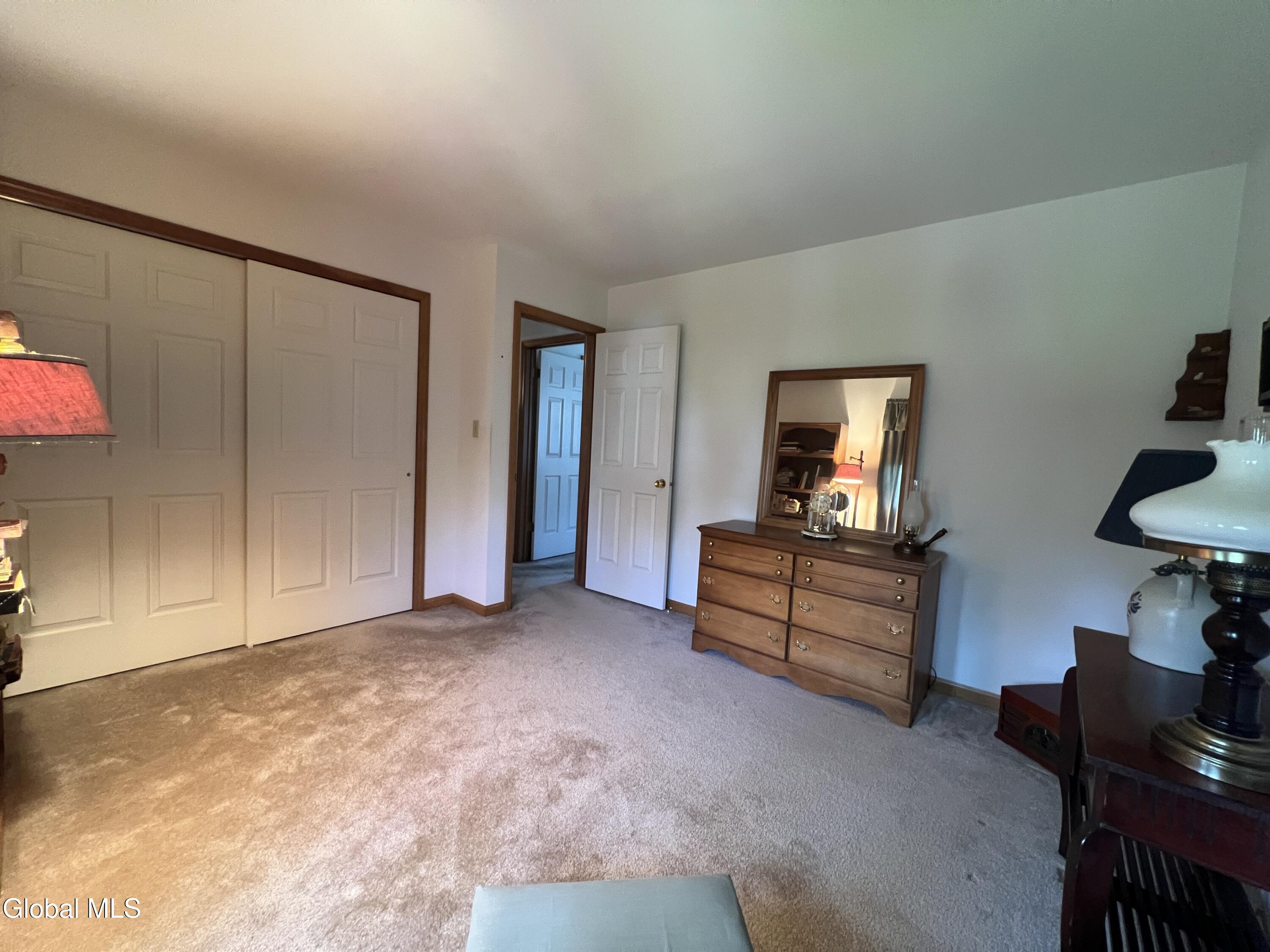 4111 Stonefield Way Schenectady NY 12306