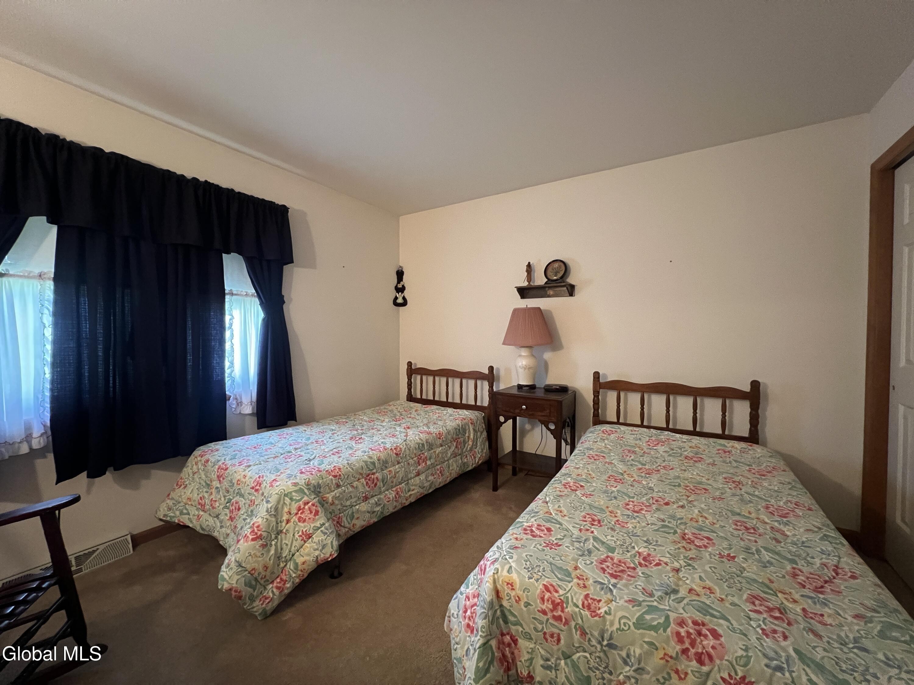 4111 Stonefield Way Schenectady NY 12306