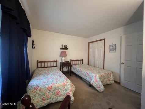 4111 Stonefield Way Schenectady NY 12306