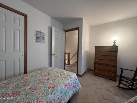 4111 Stonefield Way Schenectady NY 12306