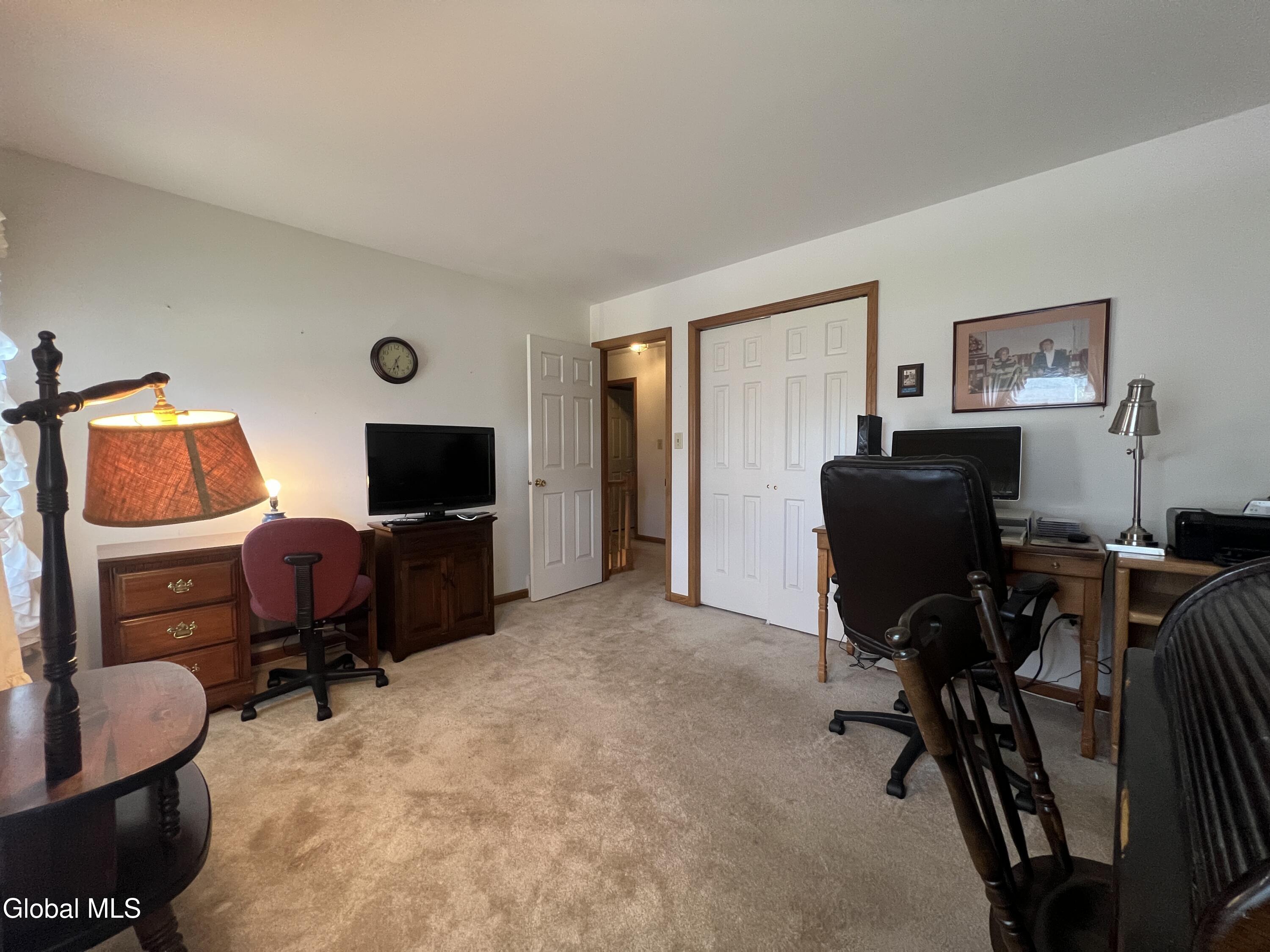 4111 Stonefield Way Schenectady NY 12306