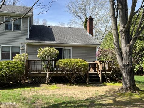 4111 Stonefield Way Schenectady NY 12306