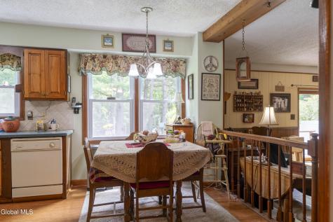 12 Rip Van Lane Ballston Spa NY 12020