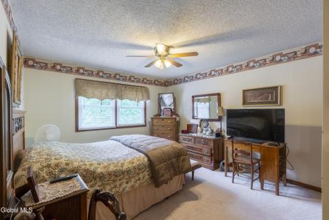 12 Rip Van Lane Ballston Spa NY 12020