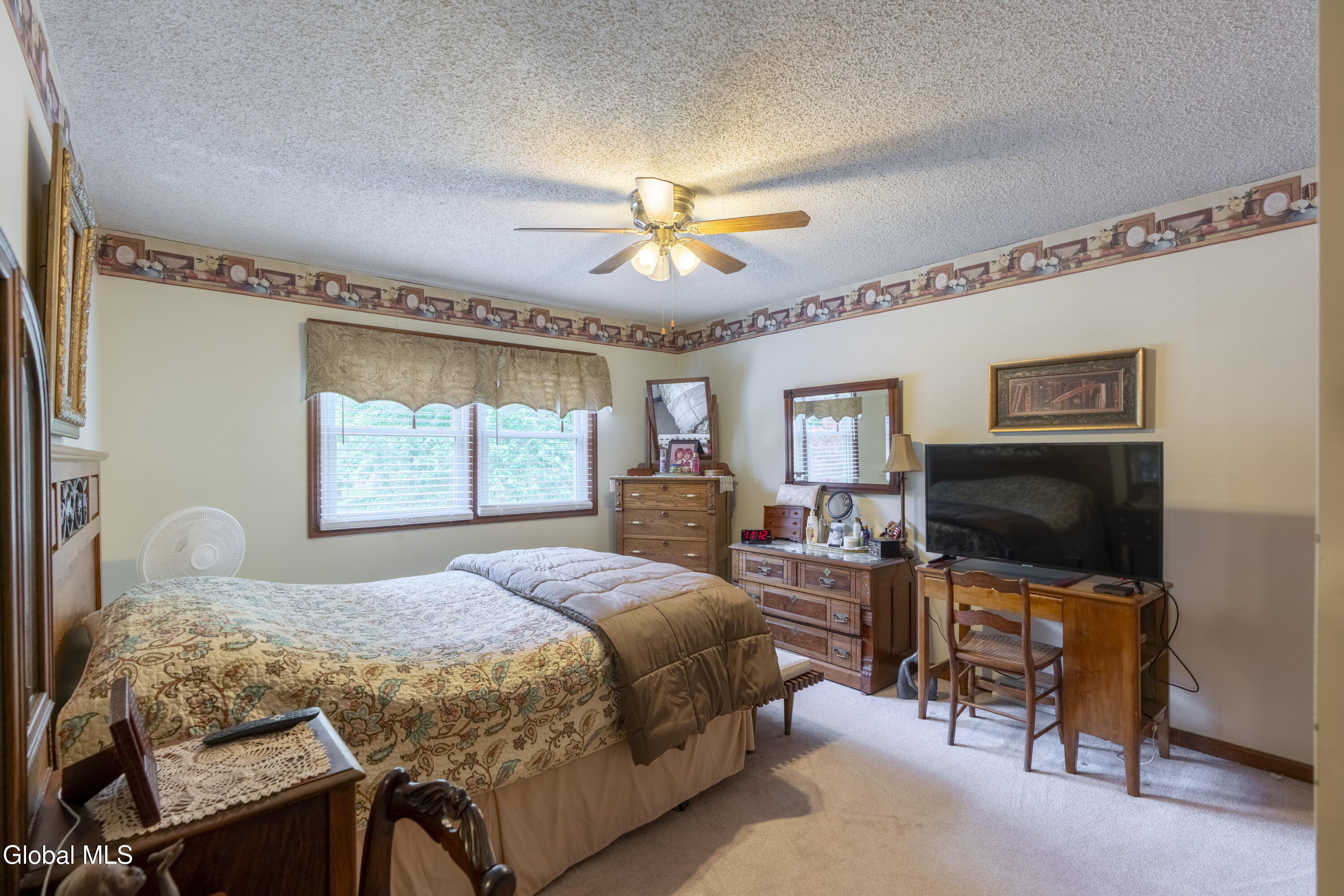 12 Rip Van Lane Ballston Spa NY 12020