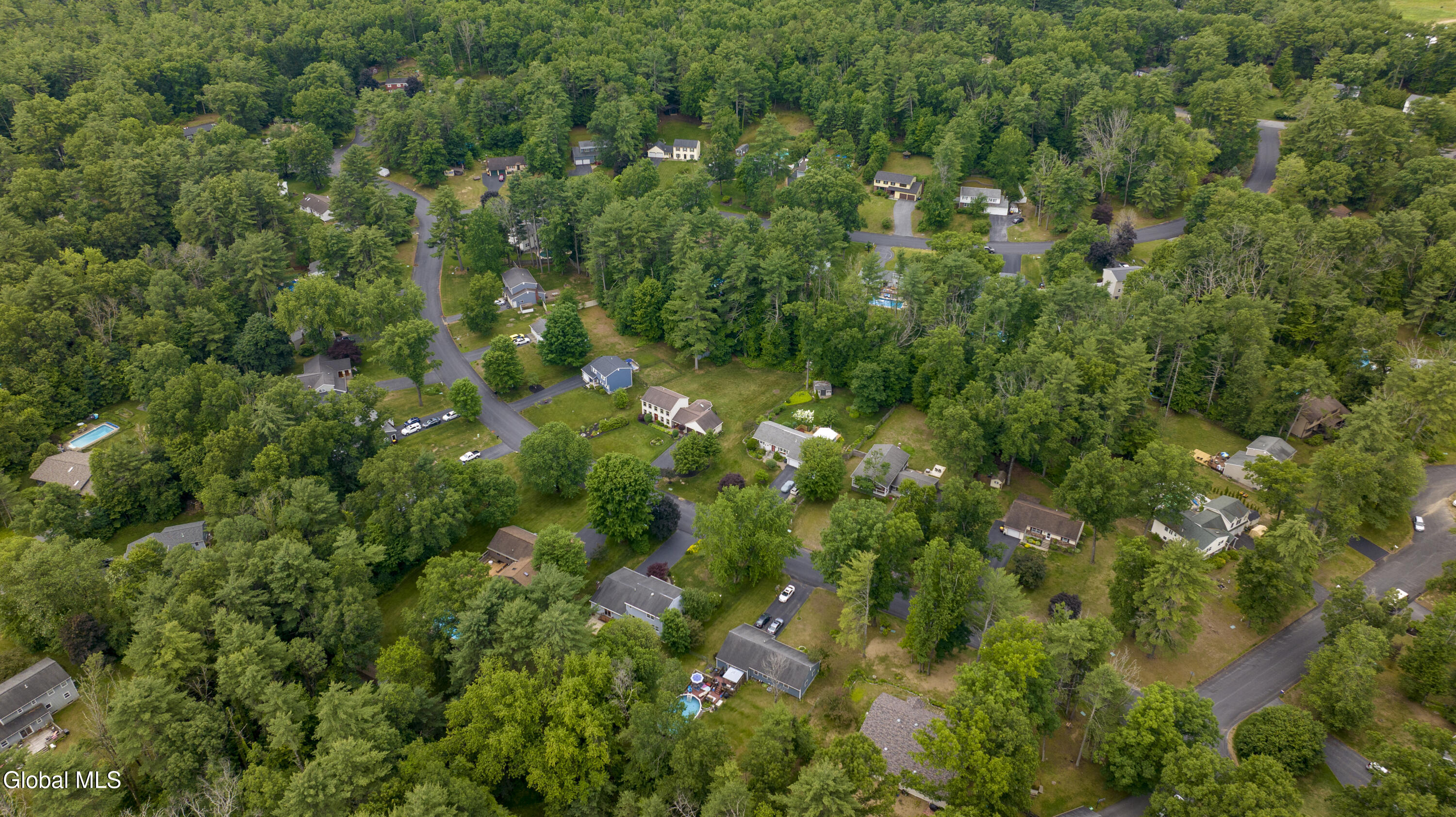 12 Rip Van Lane Ballston Spa NY 12020