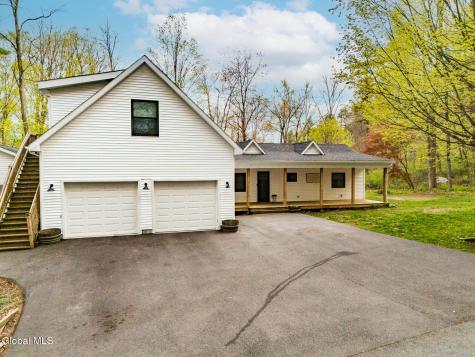 10 E Branch Drive Queensbury NY 12804