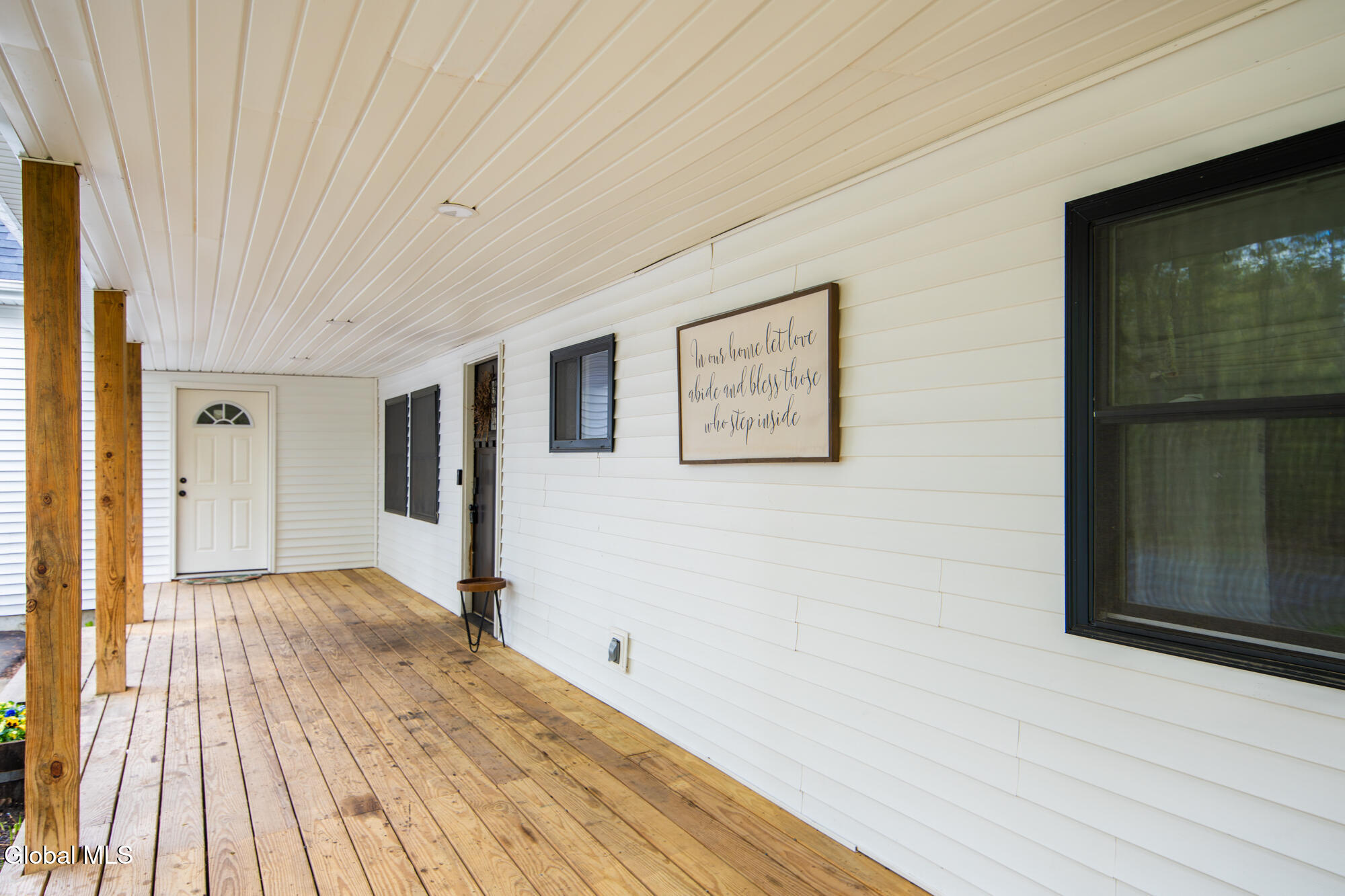 10 E Branch Drive Queensbury NY 12804