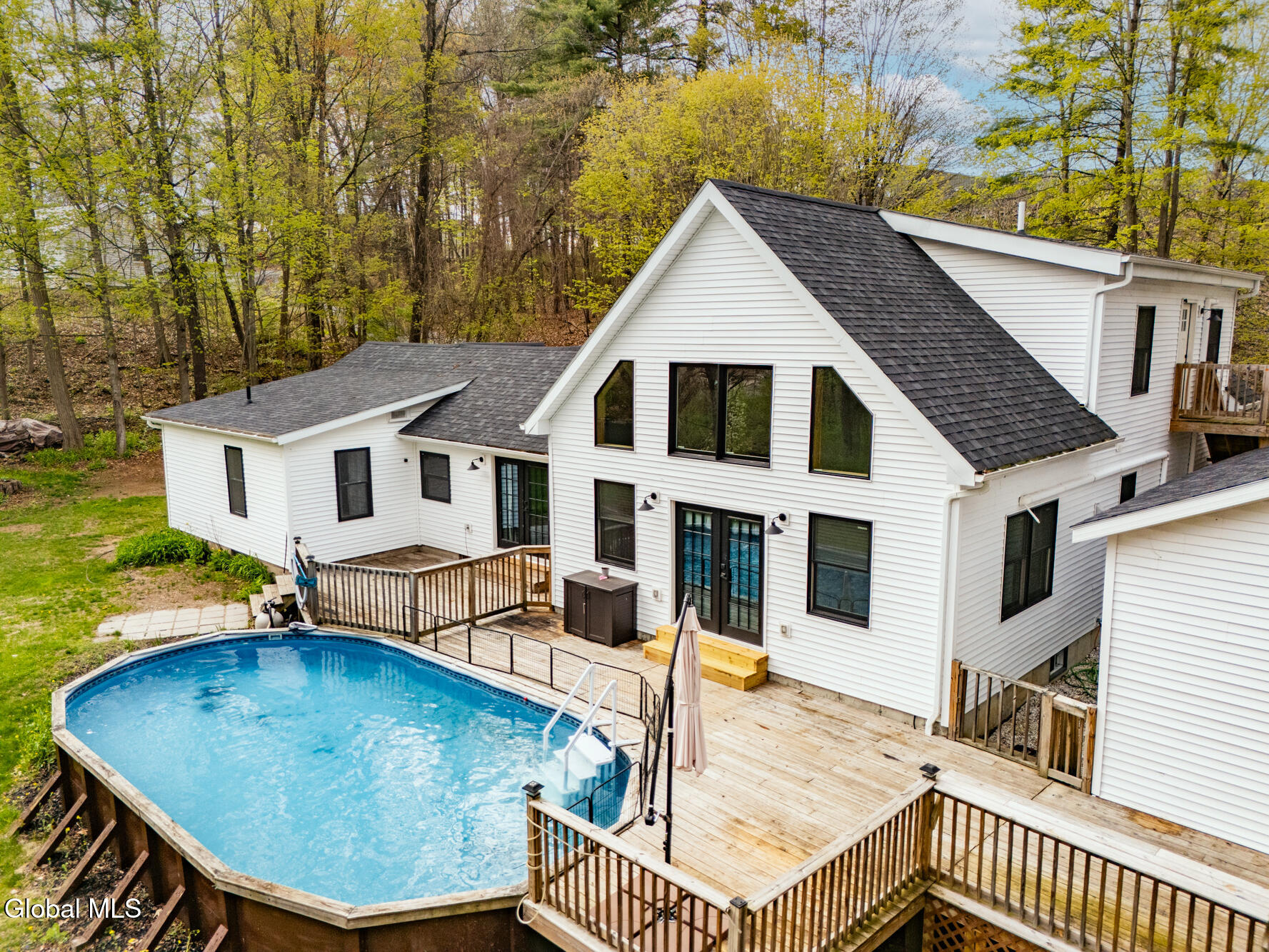 10 E Branch Drive Queensbury NY 12804