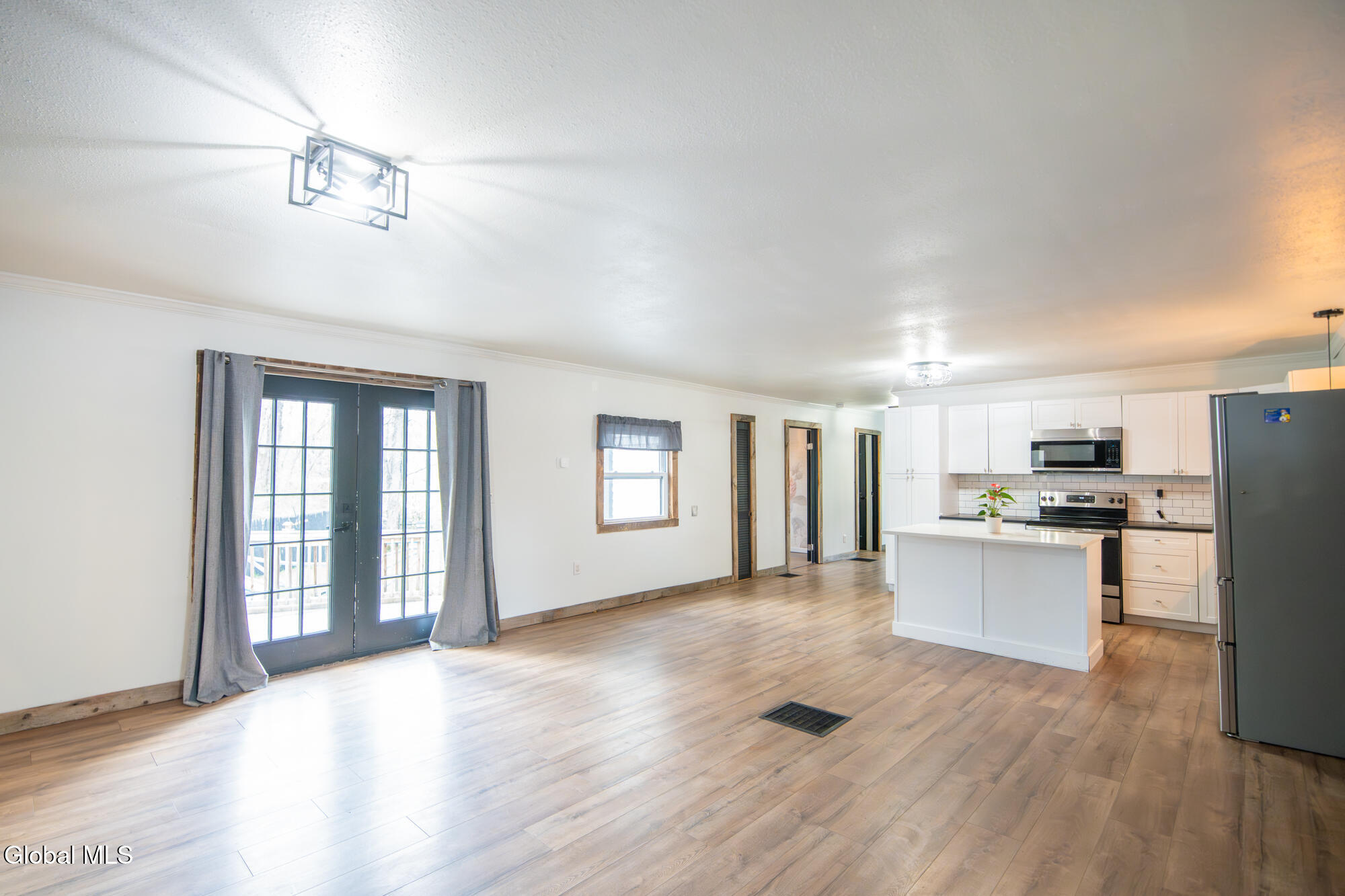 10 E Branch Drive Queensbury NY 12804