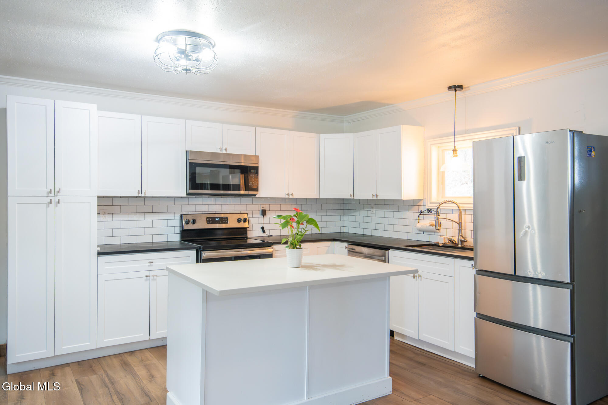 10 E Branch Drive Queensbury NY 12804