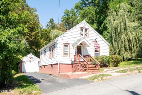 2 Laura Street Amsterdam NY 12010