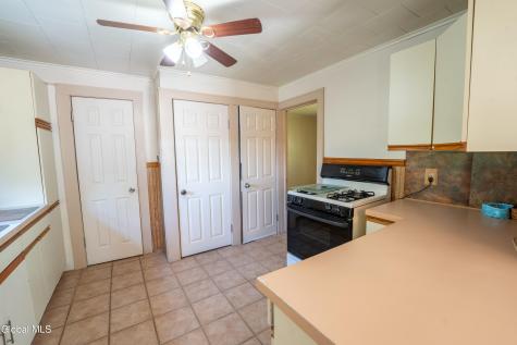 2 Laura Street Amsterdam NY 12010