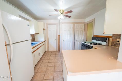 2 Laura Street Amsterdam NY 12010