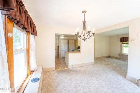 2 Laura Street Amsterdam NY 12010