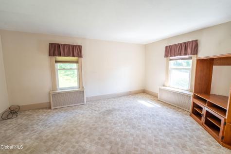 2 Laura Street Amsterdam NY 12010