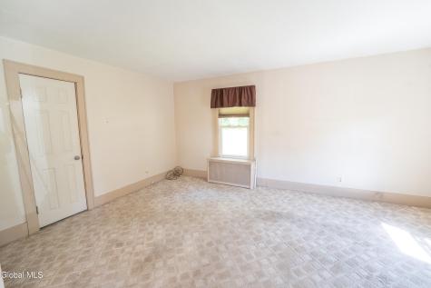 2 Laura Street Amsterdam NY 12010