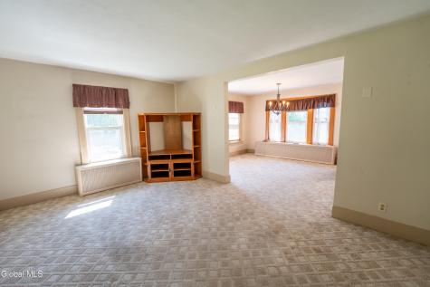 2 Laura Street Amsterdam NY 12010