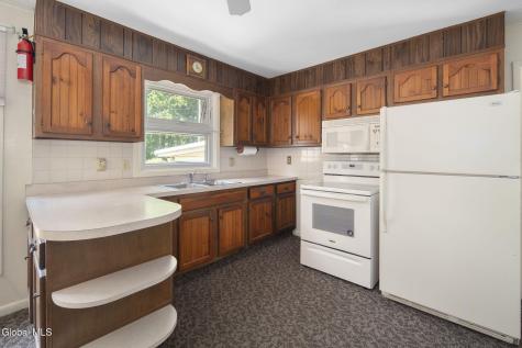 1915 Nicky Drive Schenectady NY 12306
