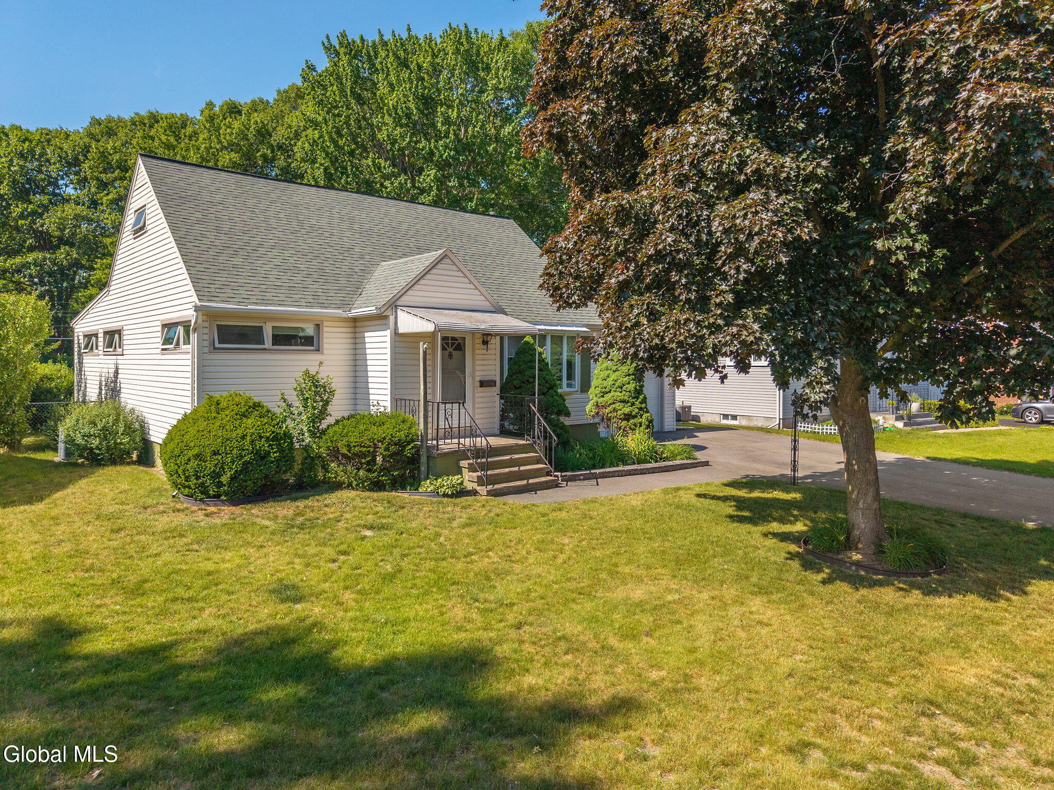 1915 Nicky Drive Schenectady NY 12306