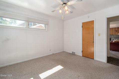 1915 Nicky Drive Schenectady NY 12306