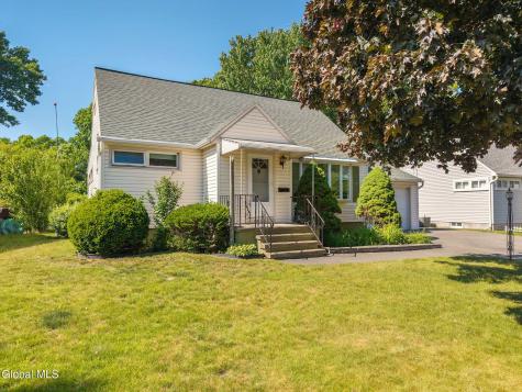1915 Nicky Drive Schenectady NY 12306