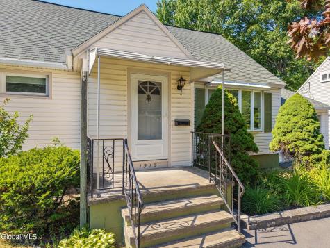 1915 Nicky Drive Schenectady NY 12306