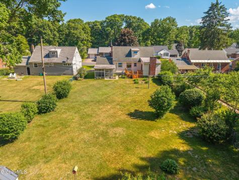 1915 Nicky Drive Schenectady NY 12306