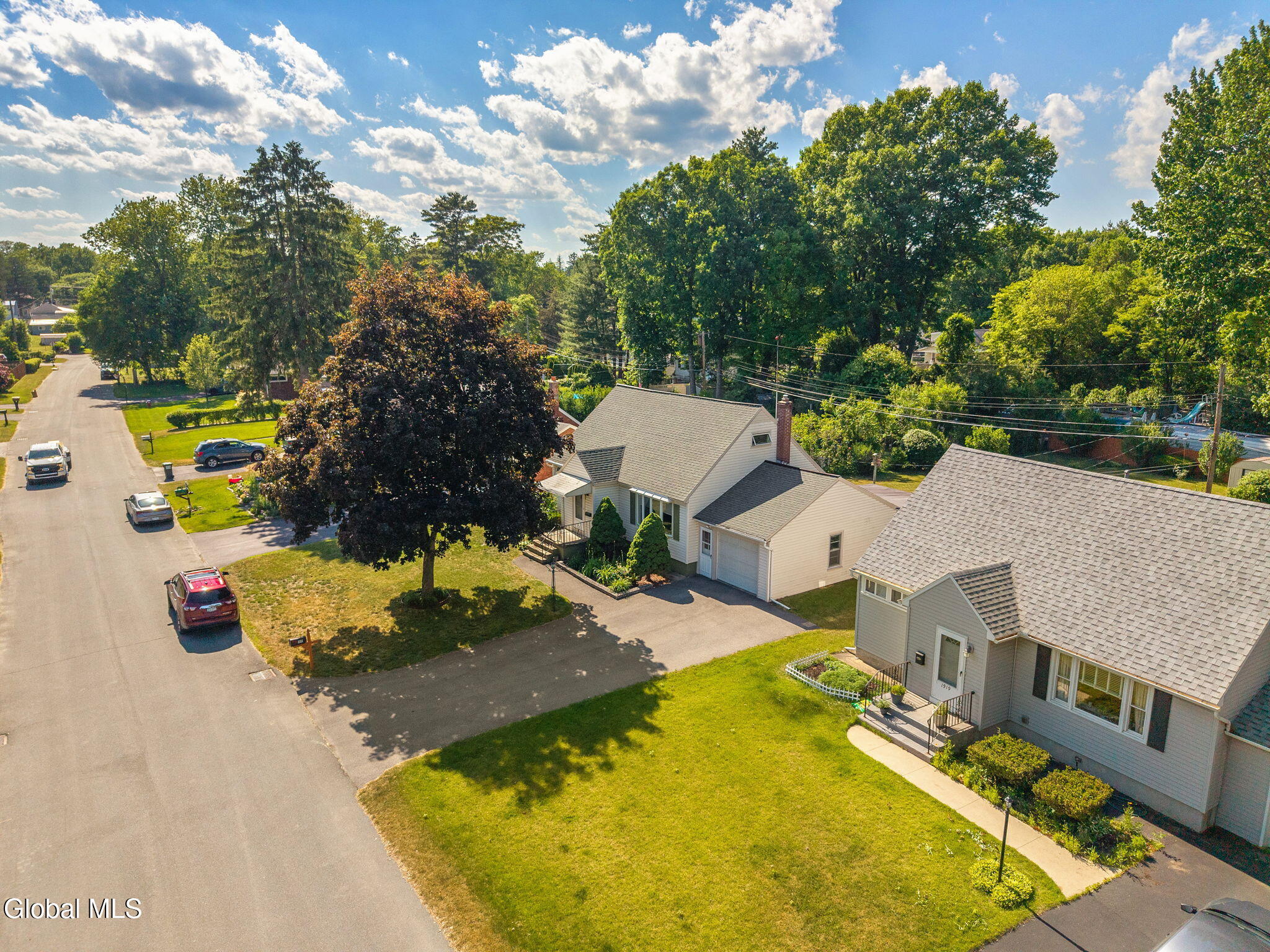 1915 Nicky Drive Schenectady NY 12306