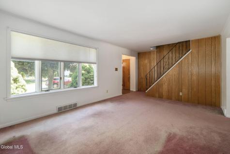 1915 Nicky Drive Schenectady NY 12306