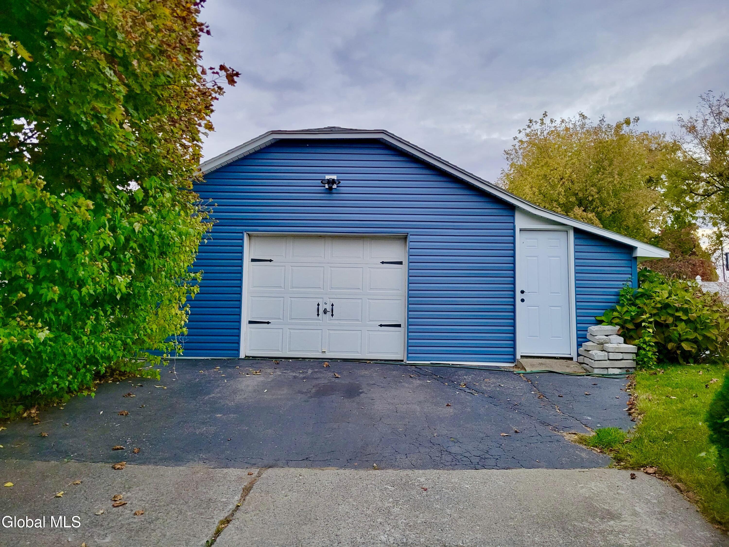 1225 Helderberg Avenue Schenectady NY 12306