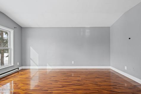 4 Silverberry Place Albany NY 12211