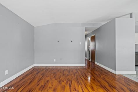 4 Silverberry Place Albany NY 12211