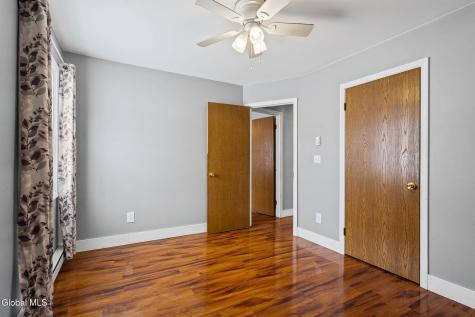 4 Silverberry Place Albany NY 12211