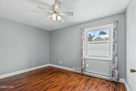 4 Silverberry Place Albany NY 12211