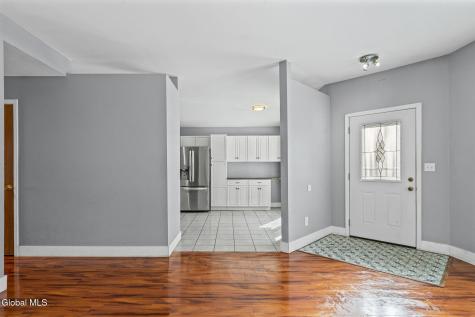 4 Silverberry Place Albany NY 12211