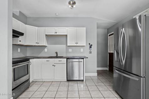 4 Silverberry Place Albany NY 12211