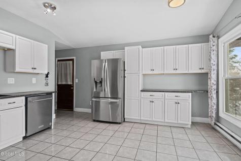 4 Silverberry Place Albany NY 12211