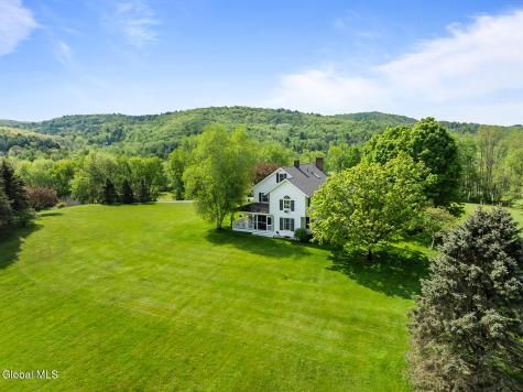 47 Mountain View Way Salem NY 12865