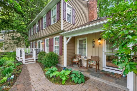 36 Carriage Road Delmar NY 12054