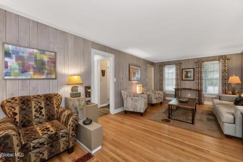 36 Carriage Road Delmar NY 12054