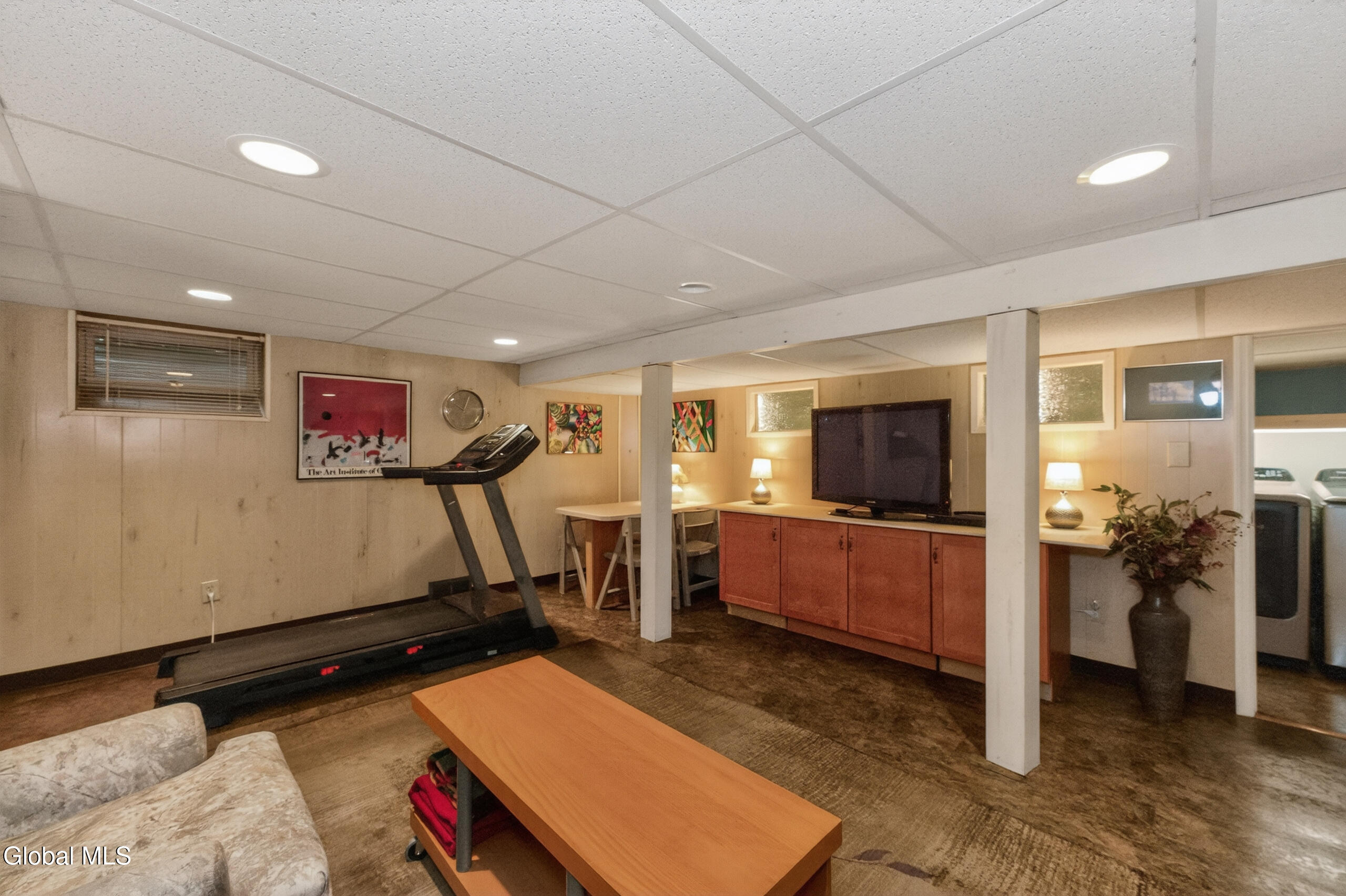36 Carriage Road Delmar NY 12054