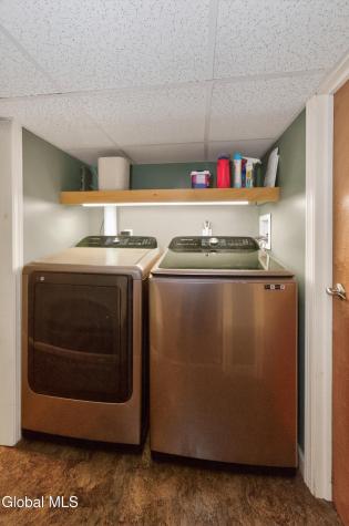 36 Carriage Road Delmar NY 12054