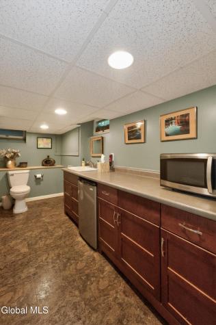 36 Carriage Road Delmar NY 12054