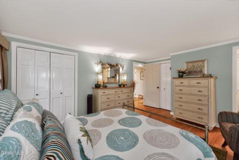 36 Carriage Road Delmar NY 12054