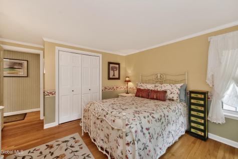 36 Carriage Road Delmar NY 12054