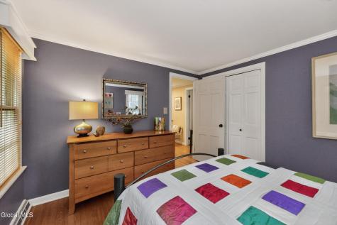 36 Carriage Road Delmar NY 12054