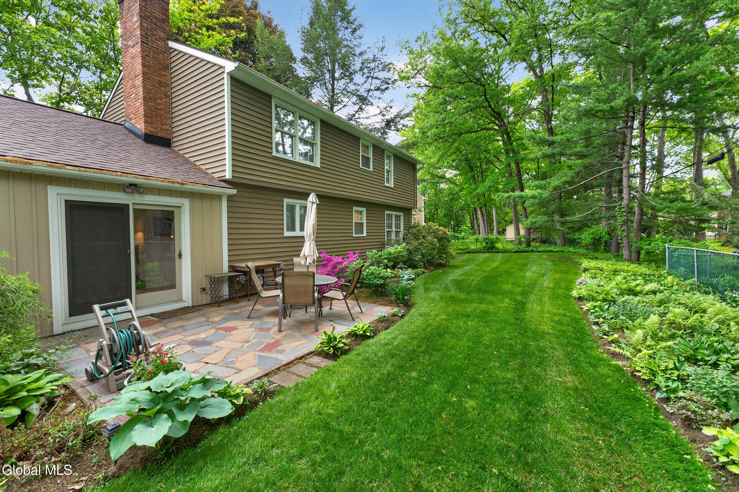 36 Carriage Road Delmar NY 12054