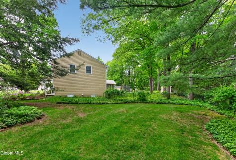 36 Carriage Road Delmar NY 12054