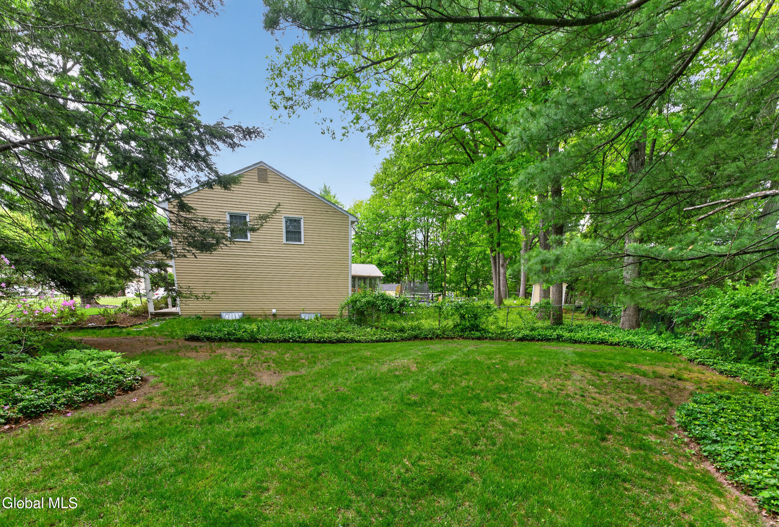36 Carriage Road Delmar NY 12054